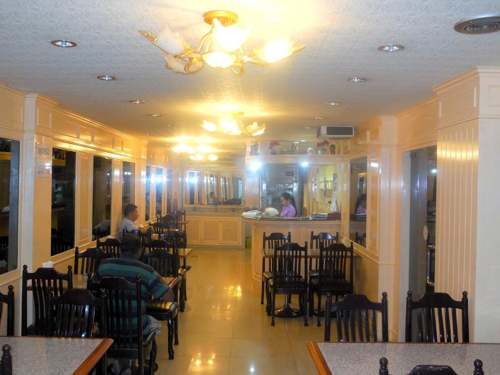 Woodlands Inn Hotel Bangkok Zewnętrze zdjęcie