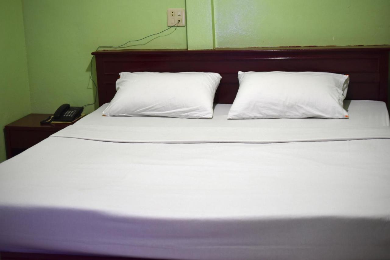 Woodlands Inn Hotel Bangkok Zewnętrze zdjęcie